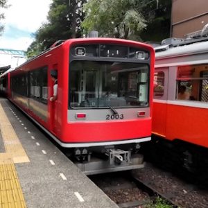 250 箱根登山2000形