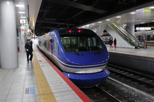 044 SA6D125H HOT7000系