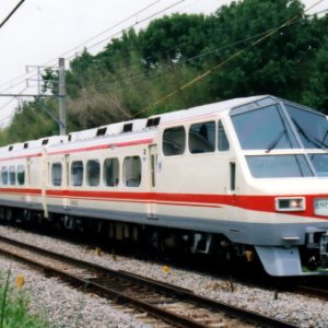 111 名鉄8800系 TDK-825